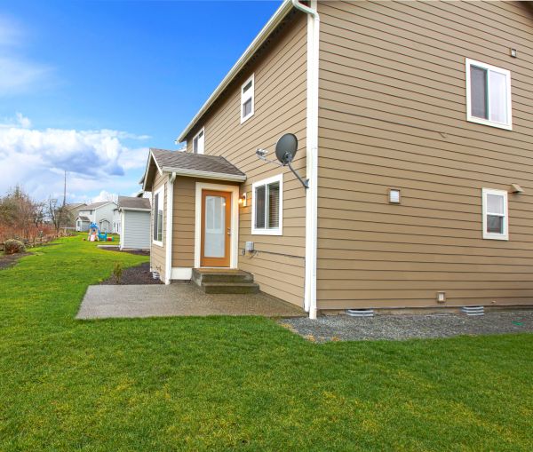 Clapboard Siding Repair in Avon